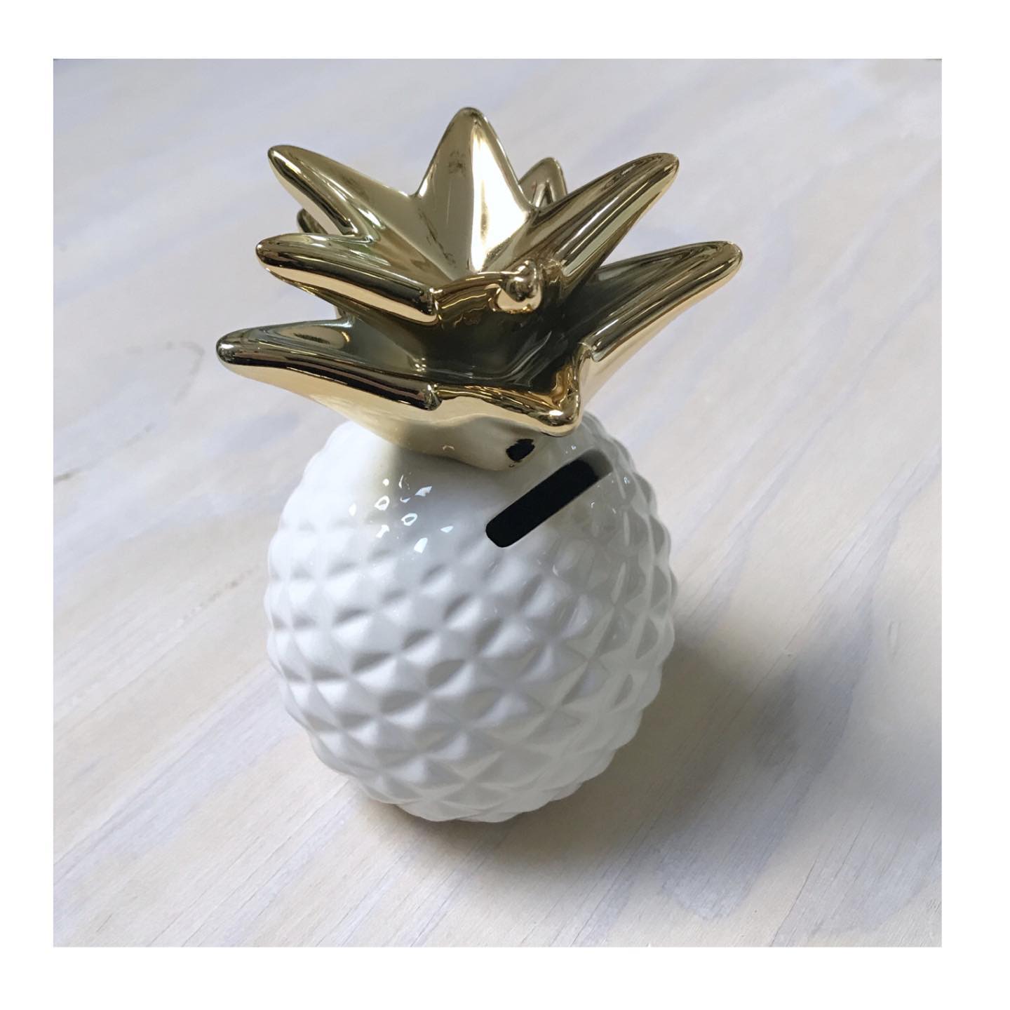 Pineapple Coin Bank, Gold/White